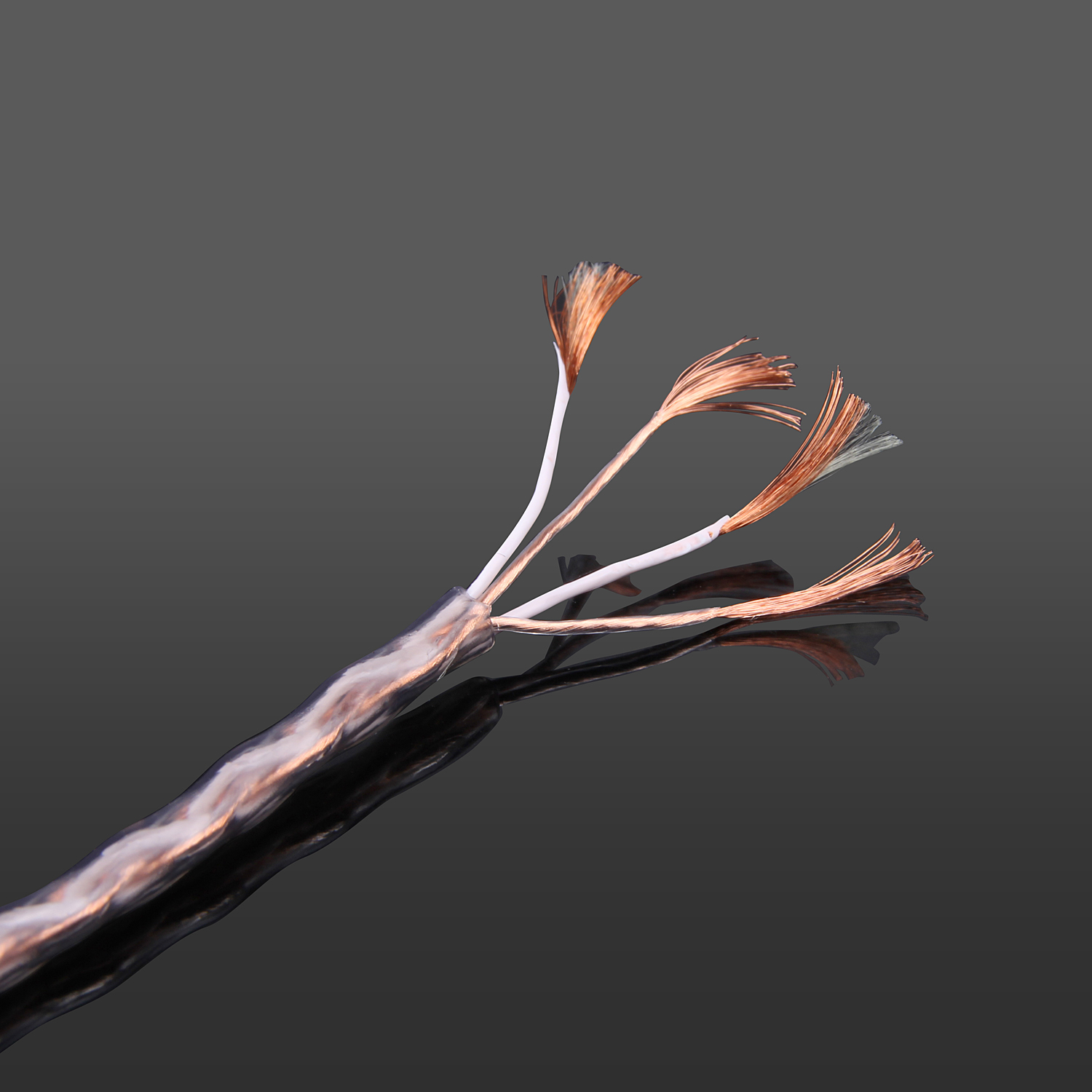 2,5 mm/4,4 mm OCC-gevlochten,  - Sennheiser Headphone Momentum 4 recensie en prijs